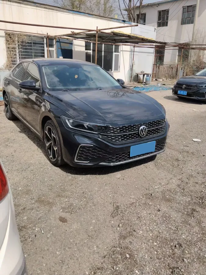 2023 Volkswagen Passat 2.0T 186HP L4 7DCT,autocango,china used car exporter,china ev exporter,chinese used car exporter,chinese used ev exporter