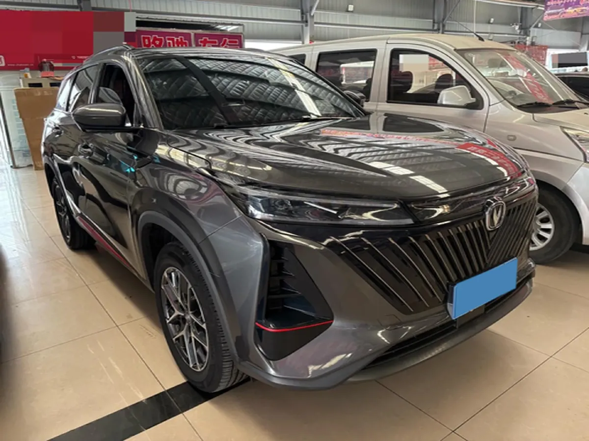 2022 ChangAn CS75 Plus 1.5T 188HP L4 8AT,autocango,china used car exporter,china ev exporter,chinese used car exporter,chinese used ev exporter
