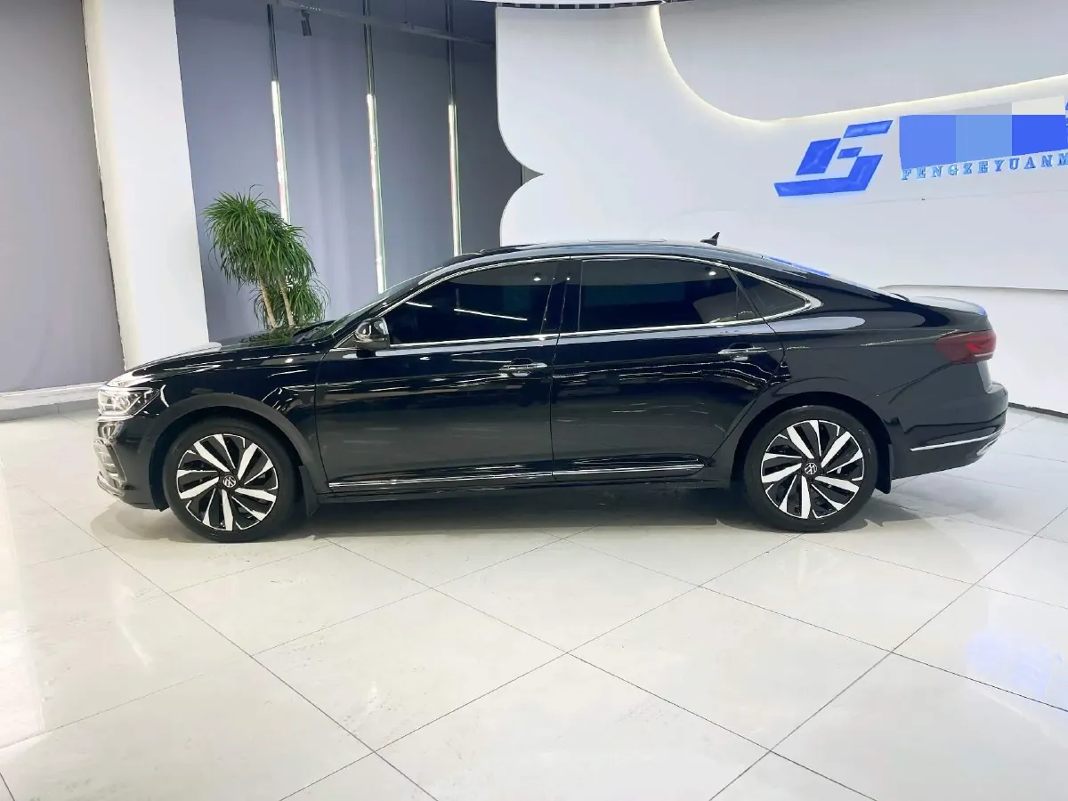 2023 Volkswagen Passat 2.0T 186HP L4 7DCT,autocango,china used car exporter,china ev exporter,chinese used car exporter,chinese used ev exporter