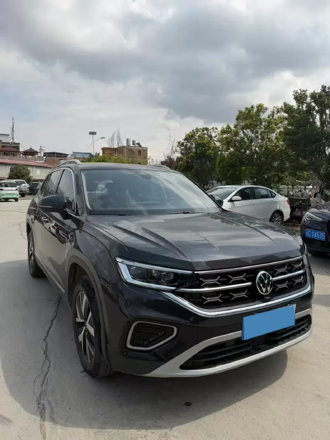 2024 Volkswagen Tayron 2.0T 186HP L4 7DCT,autocango,china used car exporter,china ev exporter,chinese used car exporter,chinese used ev exporter