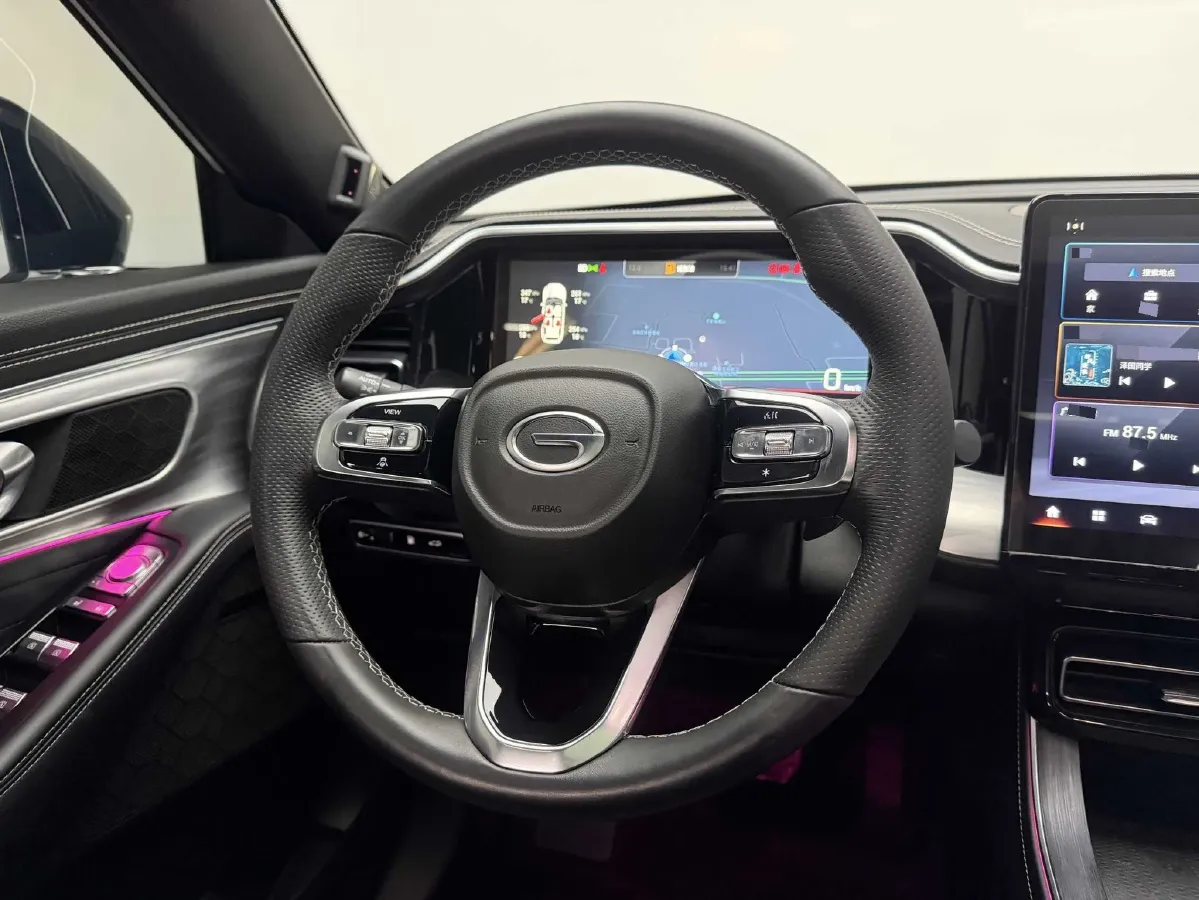 2022 GAC Trumpchi GS8 2.0T 252HP L4 8AT,autocango,china used car exporter,china ev exporter,chinese used car exporter,chinese used ev exporter