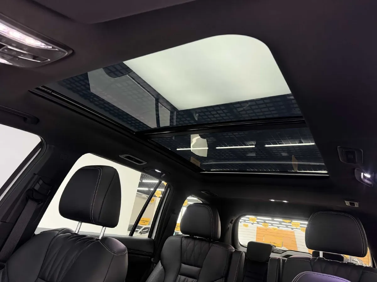 2022 GAC Trumpchi GS8 2.0T 252HP L4 8AT,autocango,china used car exporter,china ev exporter,chinese used car exporter,chinese used ev exporter