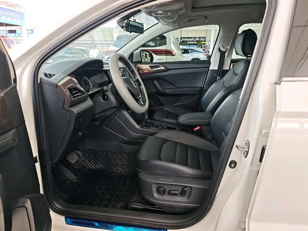 2021 Volkswagen Tharu 2.0T 186HP L4 7DCT,autocango,china used car exporter,china ev exporter,chinese used car exporter,chinese used ev exporter