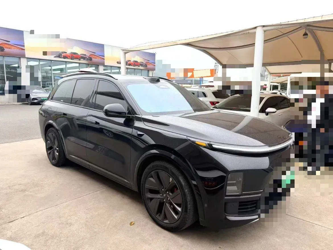 2024 Ford Bronco 2.3T 275HP L4 10AT,autocango,china used car exporter,china ev exporter,chinese used car exporter,chinese used ev exporter