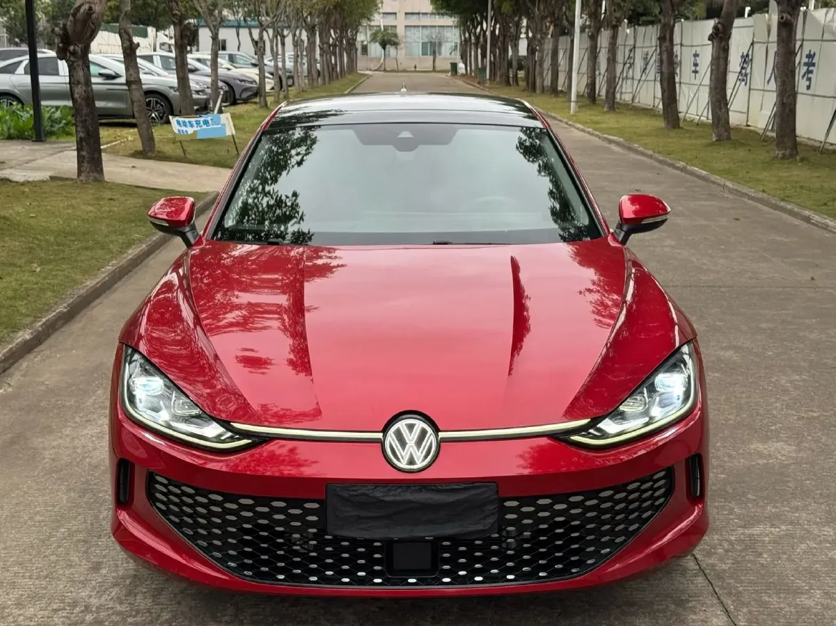 2022 Skoda Superb 2.0T 186HP L4 7DCT,autocango,china used car exporter,china ev exporter,chinese used car exporter,chinese used ev exporter