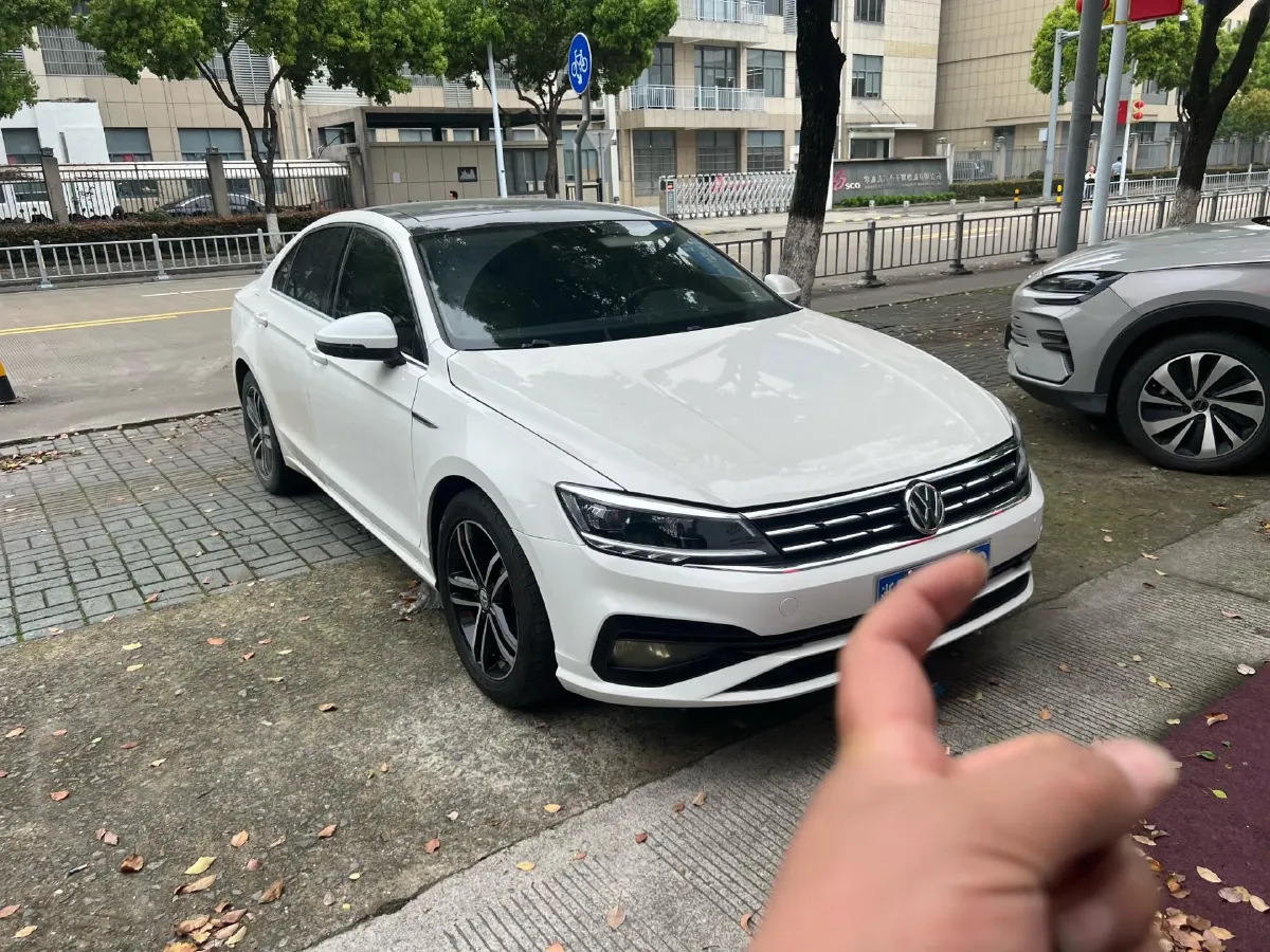 2019 Volkswagen Passat 1.4T 150HP L4 7DCT,autocango,china used car exporter,china ev exporter,chinese used car exporter,chinese used ev exporter