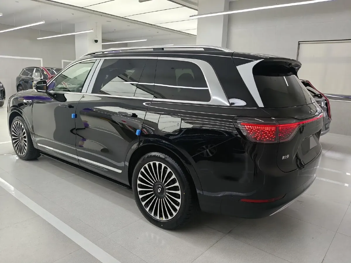 2024 AITO AITO M9 1.5T 152HP L4 REEV 42KWH,autocango,china used car exporter,china ev exporter,chinese used car exporter,chinese used ev exporter