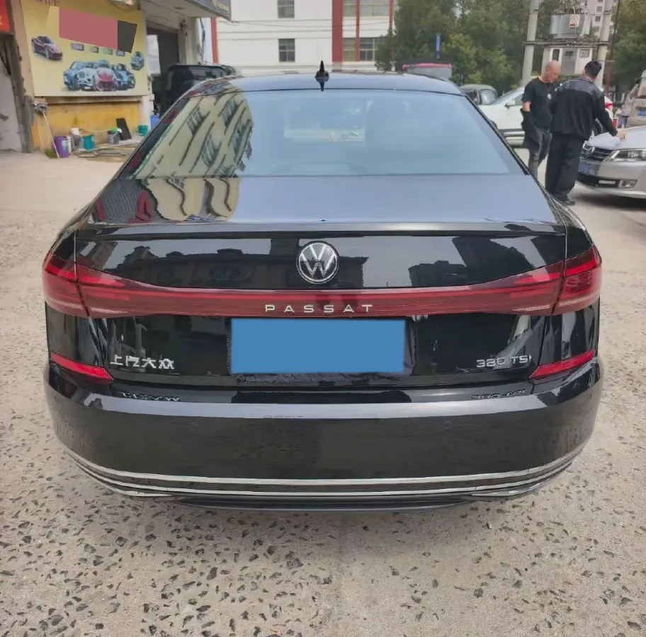 2024 Volkswagen Passat 2.0T 220HP L4 7DCT,autocango,china used car exporter,china ev exporter,chinese used car exporter,chinese used ev exporter