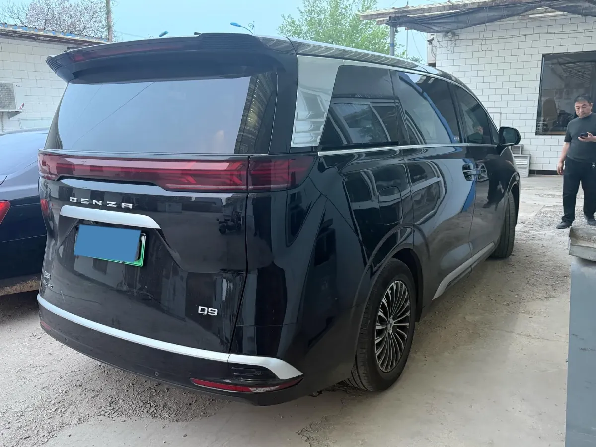 2022 Mercedes-Benz GLC Class 2.0T 197HP L4 9AT,autocango,china used car exporter,china ev exporter,chinese used car exporter,chinese used ev exporter