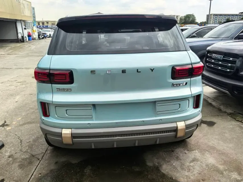 2023 Geely ICON 1.5T 181HP L4 7DCT,autocango,china used car exporter,china ev exporter,chinese used car exporter,chinese used ev exporter