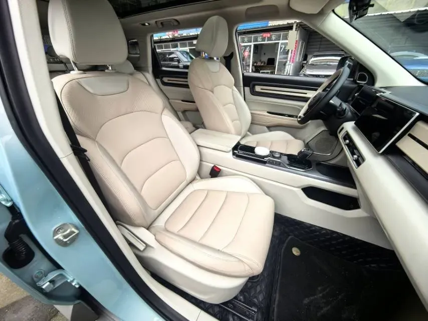 2023 Geely ICON 1.5T 181HP L4 7DCT,autocango,china used car exporter,china ev exporter,chinese used car exporter,chinese used ev exporter