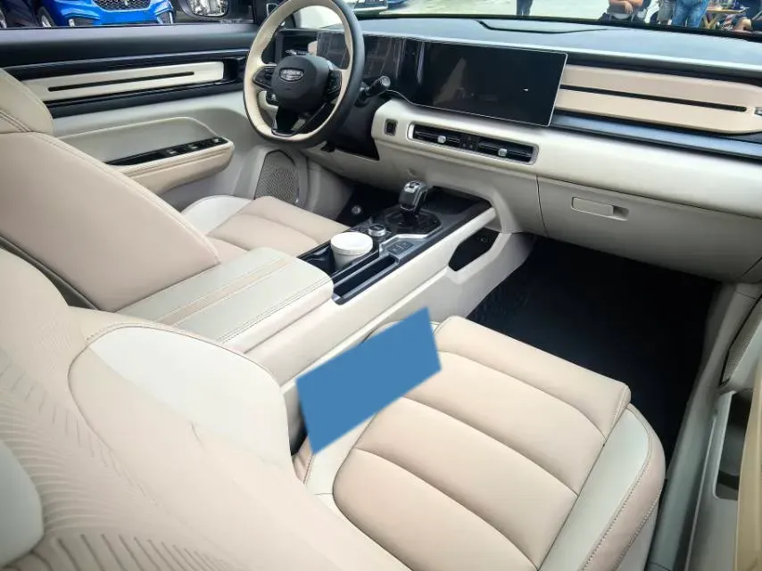 2023 Geely ICON 1.5T 181HP L4 7DCT,autocango,china used car exporter,china ev exporter,chinese used car exporter,chinese used ev exporter