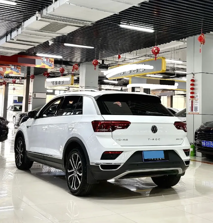 2022 Volkswagen T-Roc 1.4T 150HP L4 7DCT,autocango,china used car exporter,china ev exporter,chinese used car exporter,chinese used ev exporter