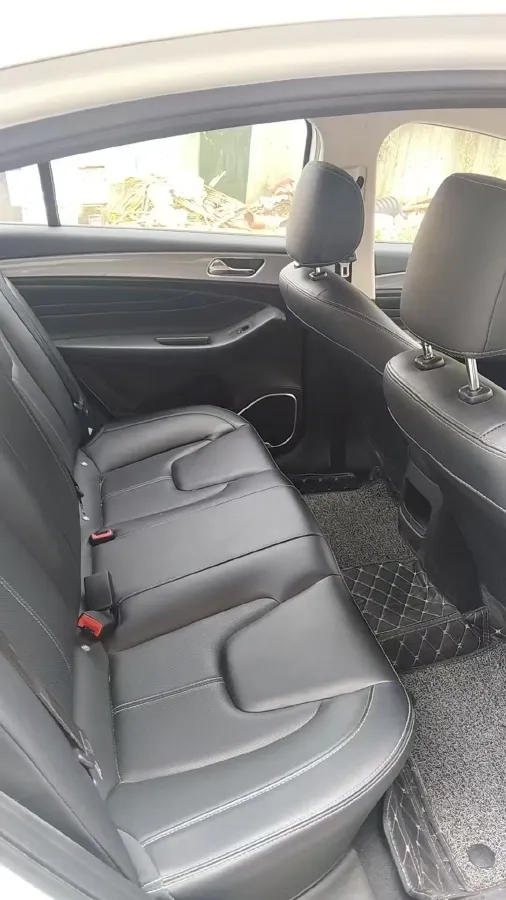 2019 Chery Arrizo 5 1.5L 116HP L4 5MT,autocango,china used car exporter,china ev exporter,chinese used car exporter,chinese used ev exporter