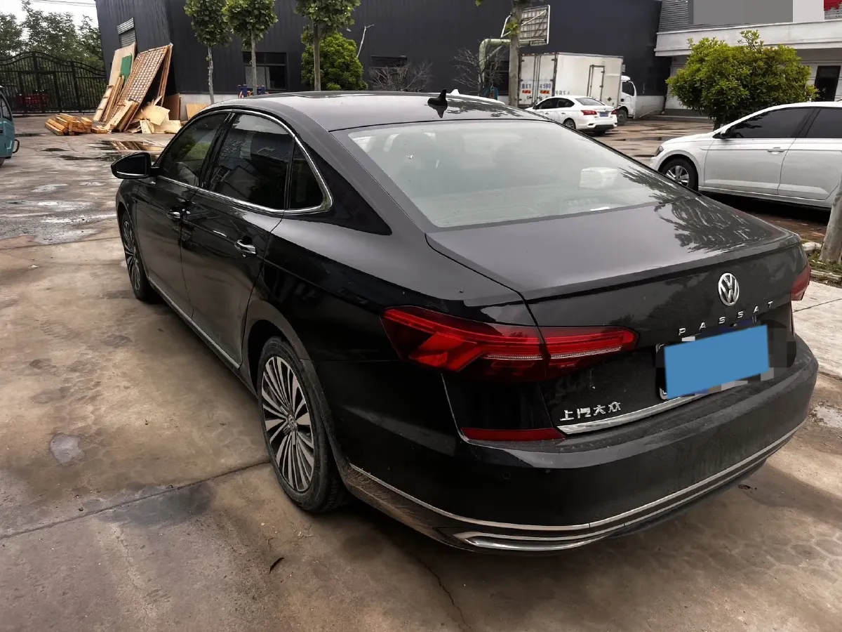 2020 Volkswagen Passat 2.0T 186HP L4 7DCT,autocango,china used car exporter,china ev exporter,chinese used car exporter,chinese used ev exporter