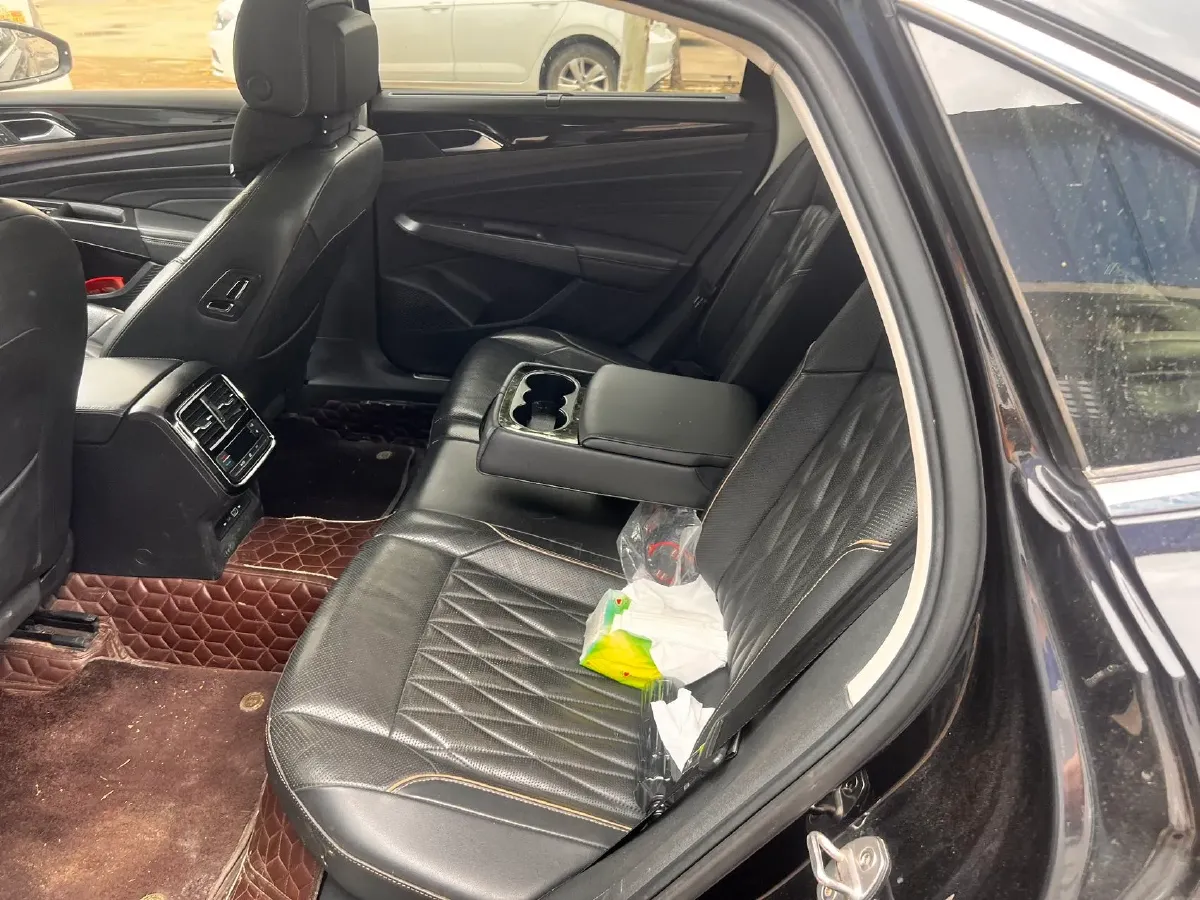 2020 Volkswagen Passat 2.0T 186HP L4 7DCT,autocango,china used car exporter,china ev exporter,chinese used car exporter,chinese used ev exporter