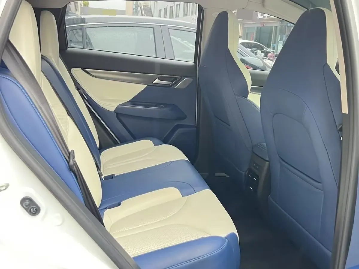 2022 Xpeng P5 BEV 66.2KWH,autocango,china used car exporter,china ev exporter,chinese used car exporter,chinese used ev exporter