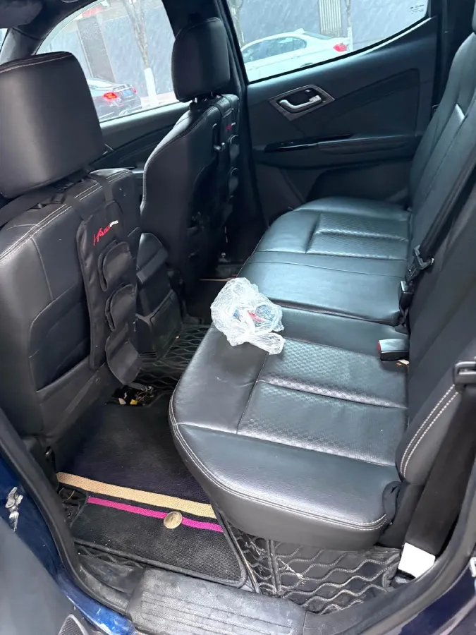 2019 Isuzu D-MAX 3.0T 177HP L4 6AT,autocango,china used car exporter,china ev exporter,chinese used car exporter,chinese used ev exporter