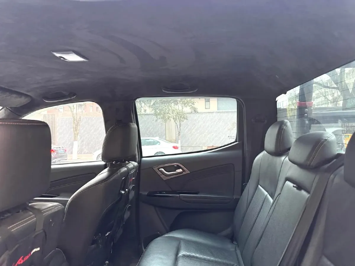 2019 Isuzu D-MAX 3.0T 177HP L4 6AT,autocango,china used car exporter,china ev exporter,chinese used car exporter,chinese used ev exporter