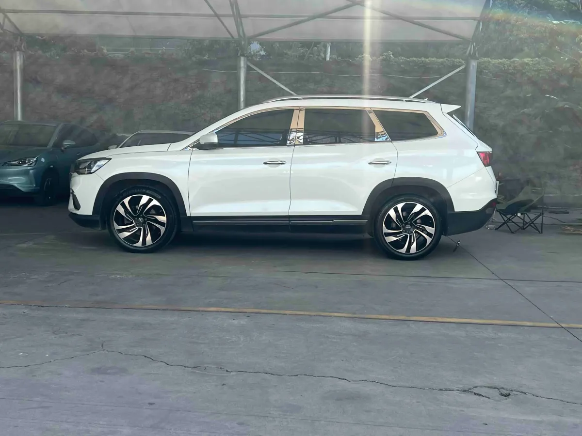 2019 Jetour X90 1.5T 147HP L4 6MT,autocango,china used car exporter,china ev exporter,chinese used car exporter,chinese used ev exporter