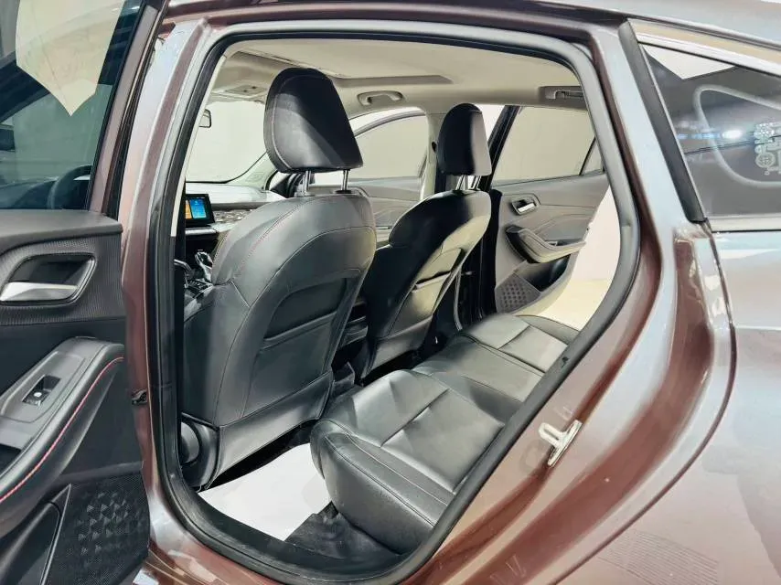 2021 MG 5 1.5L 120HP L4 CVT,autocango,china used car exporter,china ev exporter,chinese used car exporter,chinese used ev exporter