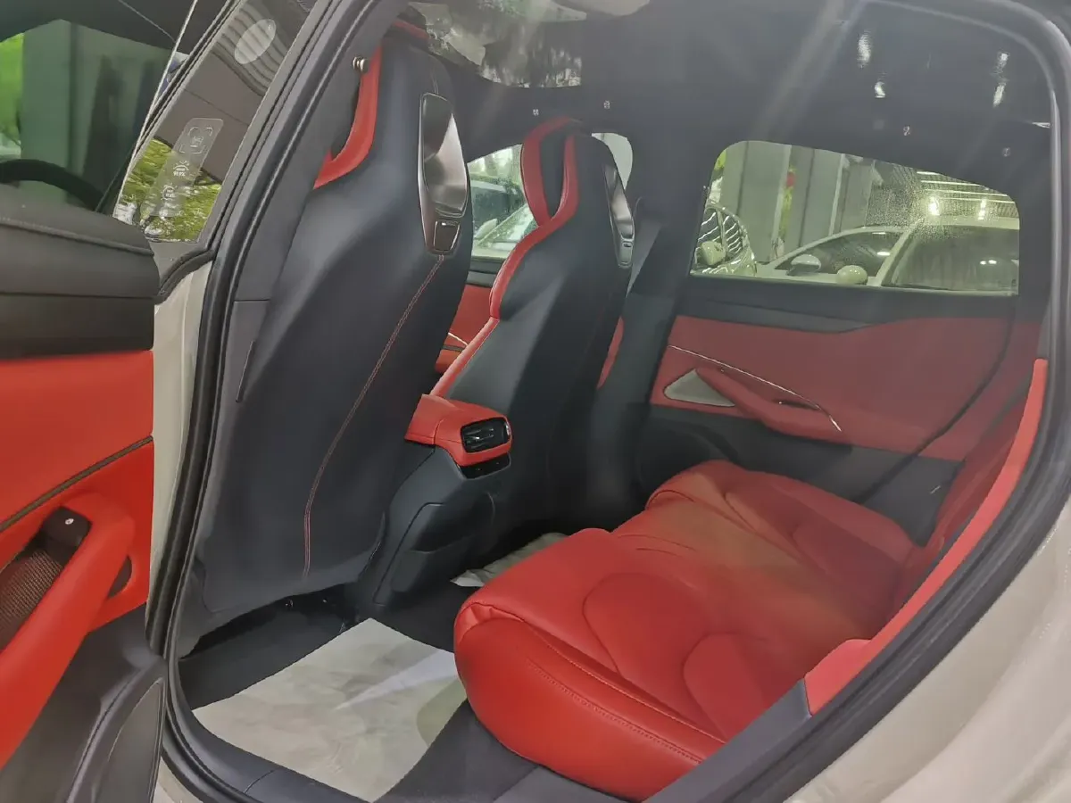 2024 MI SU7 BEV 101KWH,autocango,china used car exporter,china ev exporter,chinese used car exporter,chinese used ev exporter