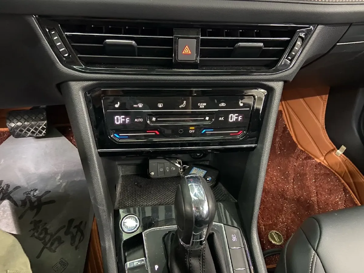 2022 Volkswagen Tharu 1.4T 150HP L4 7DCT,autocango,china used car exporter,china ev exporter,chinese used car exporter,chinese used ev exporter