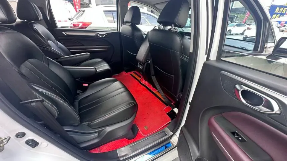 2021 GAC Trumpchi M6 1.5T 169HP L4 7DCT,autocango,china used car exporter,china ev exporter,chinese used car exporter,chinese used ev exporter