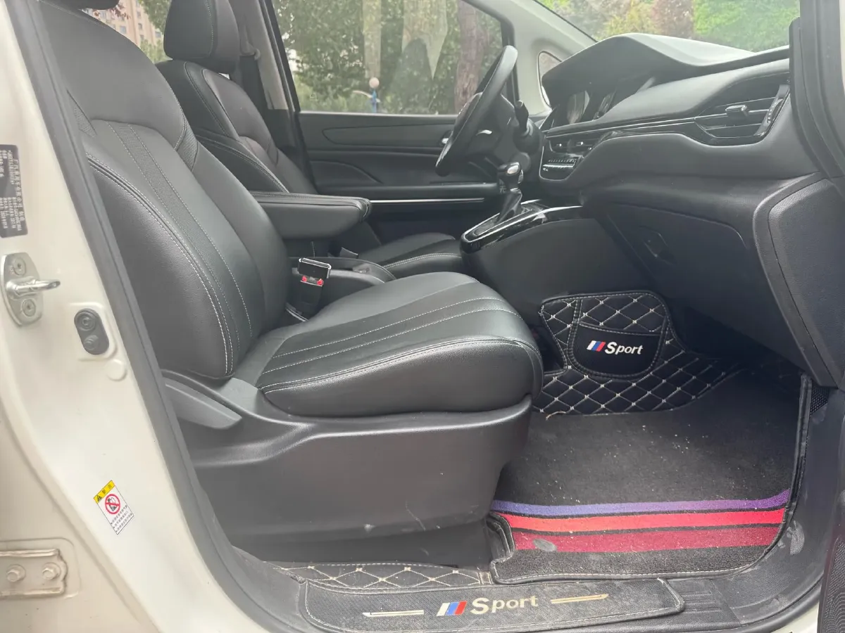 2021 GAC Trumpchi M6 1.5T 169HP L4 7DCT,autocango,china used car exporter,china ev exporter,chinese used car exporter,chinese used ev exporter