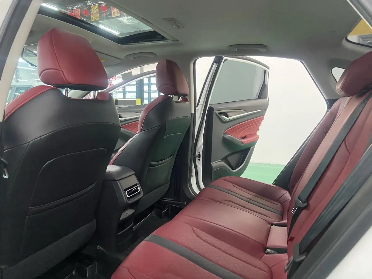 2021 ChangAn Eado 1.4T 160HP L4 7DCT,autocango,china used car exporter,china ev exporter,chinese used car exporter,chinese used ev exporter