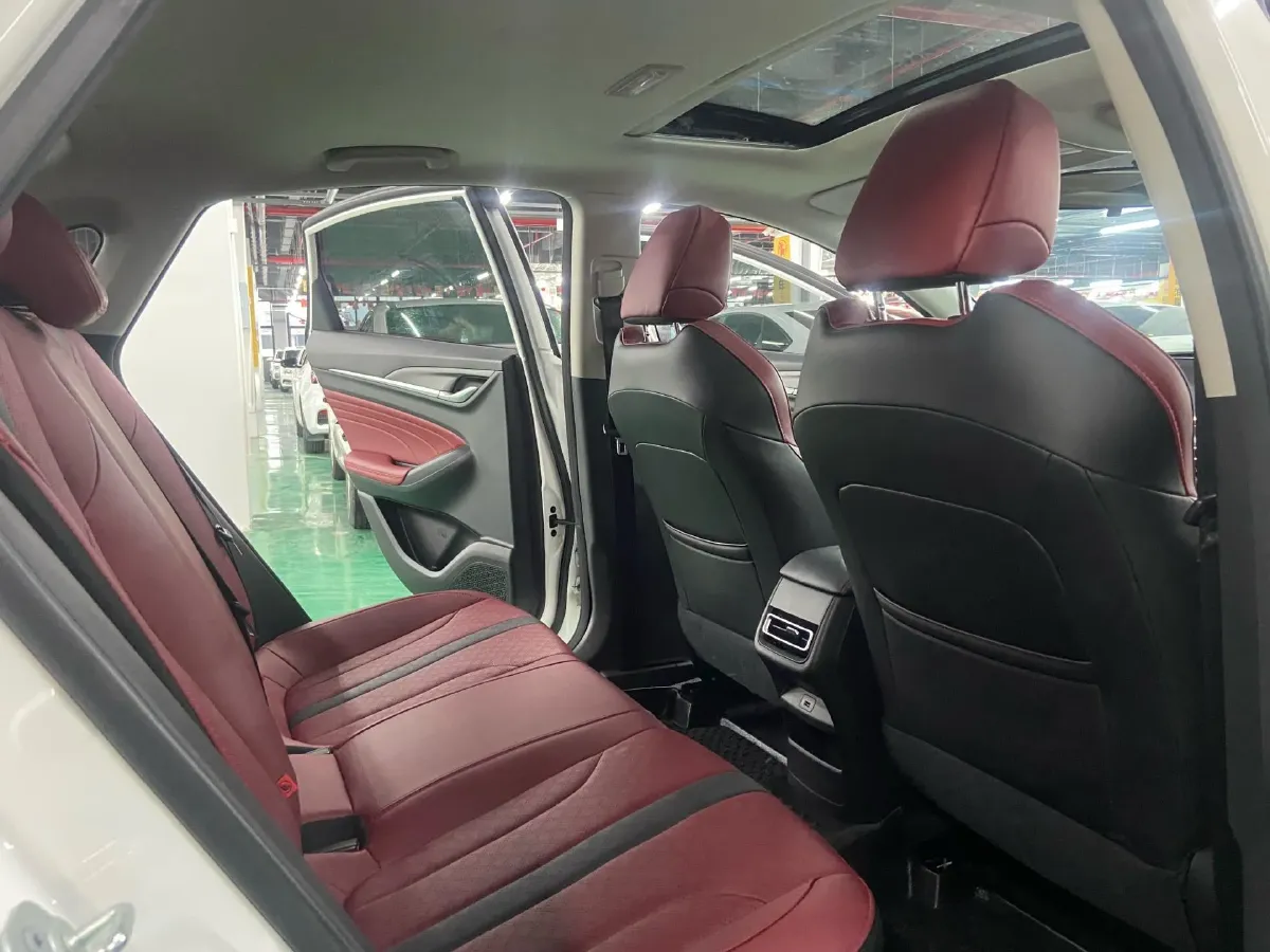 2021 ChangAn Eado 1.4T 160HP L4 7DCT,autocango,china used car exporter,china ev exporter,chinese used car exporter,chinese used ev exporter