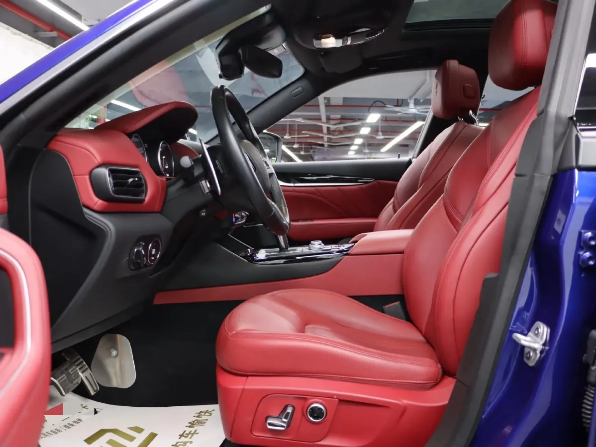 2021 Maserati Levante 3.0T 350HP V6 8AT,autocango,china used car exporter,china ev exporter,chinese used car exporter,chinese used ev exporter