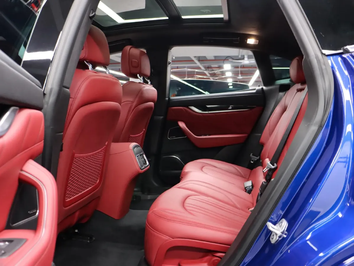 2021 Maserati Levante 3.0T 350HP V6 8AT,autocango,china used car exporter,china ev exporter,chinese used car exporter,chinese used ev exporter