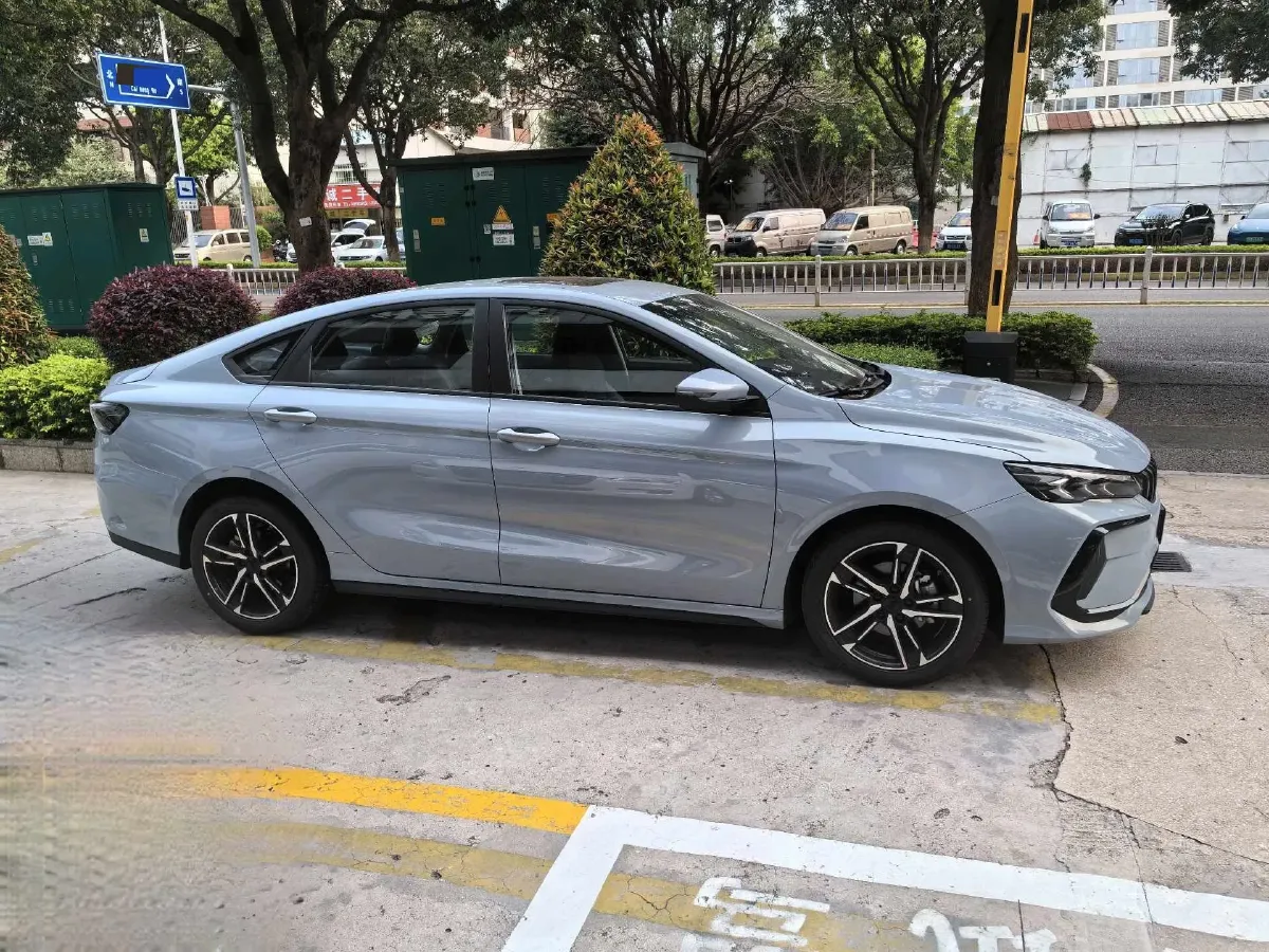 2024 Geely Binray 1.5T 181HP L4 7DCT,autocango,china used car exporter,china ev exporter,chinese used car exporter,chinese used ev exporter