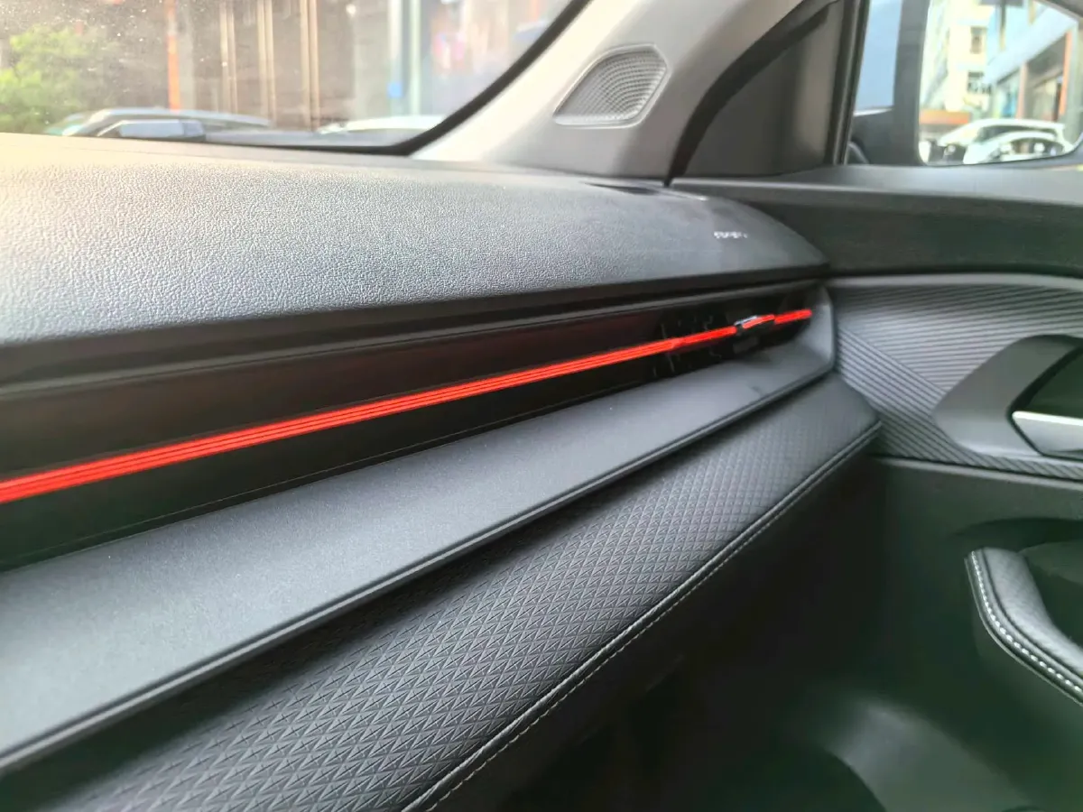 2024 Geely Binray 1.5T 181HP L4 7DCT,autocango,china used car exporter,china ev exporter,chinese used car exporter,chinese used ev exporter