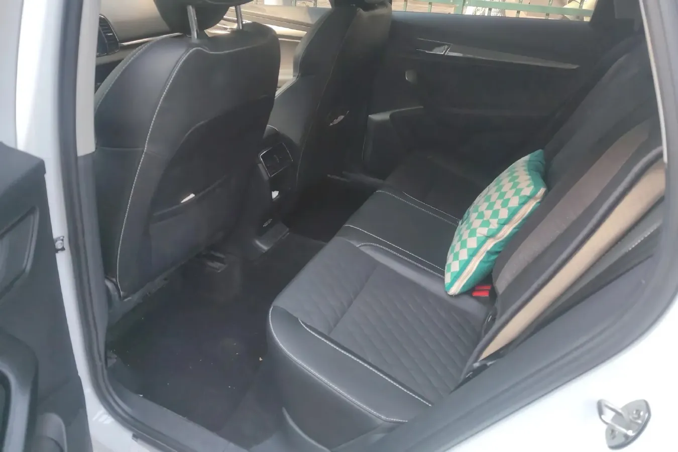 2018 Skoda Octavia 1.4T 150HP L4 7DCT,autocango,china used car exporter,china ev exporter,chinese used car exporter,chinese used ev exporter