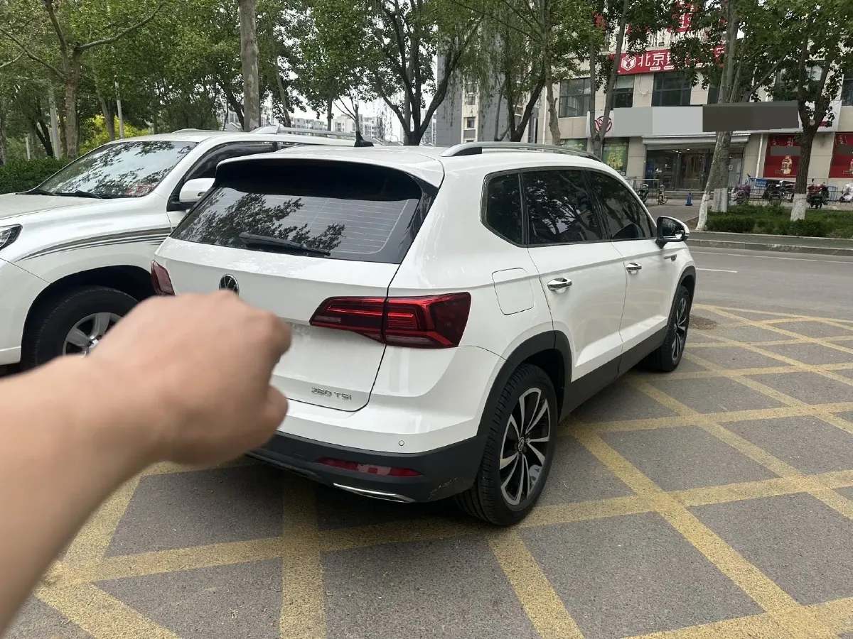 2021 Volkswagen Tharu 1.4T 150HP L4 7DCT,autocango,china used car exporter,china ev exporter,chinese used car exporter,chinese used ev exporter