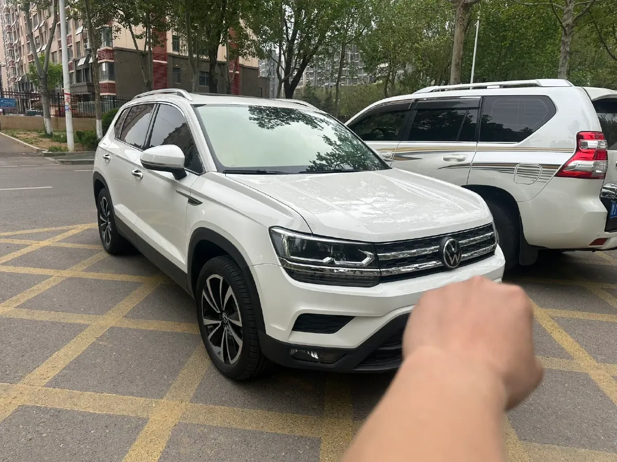 2021 Volkswagen Tharu 1.4T 150HP L4 7DCT,autocango,china used car exporter,china ev exporter,chinese used car exporter,chinese used ev exporter