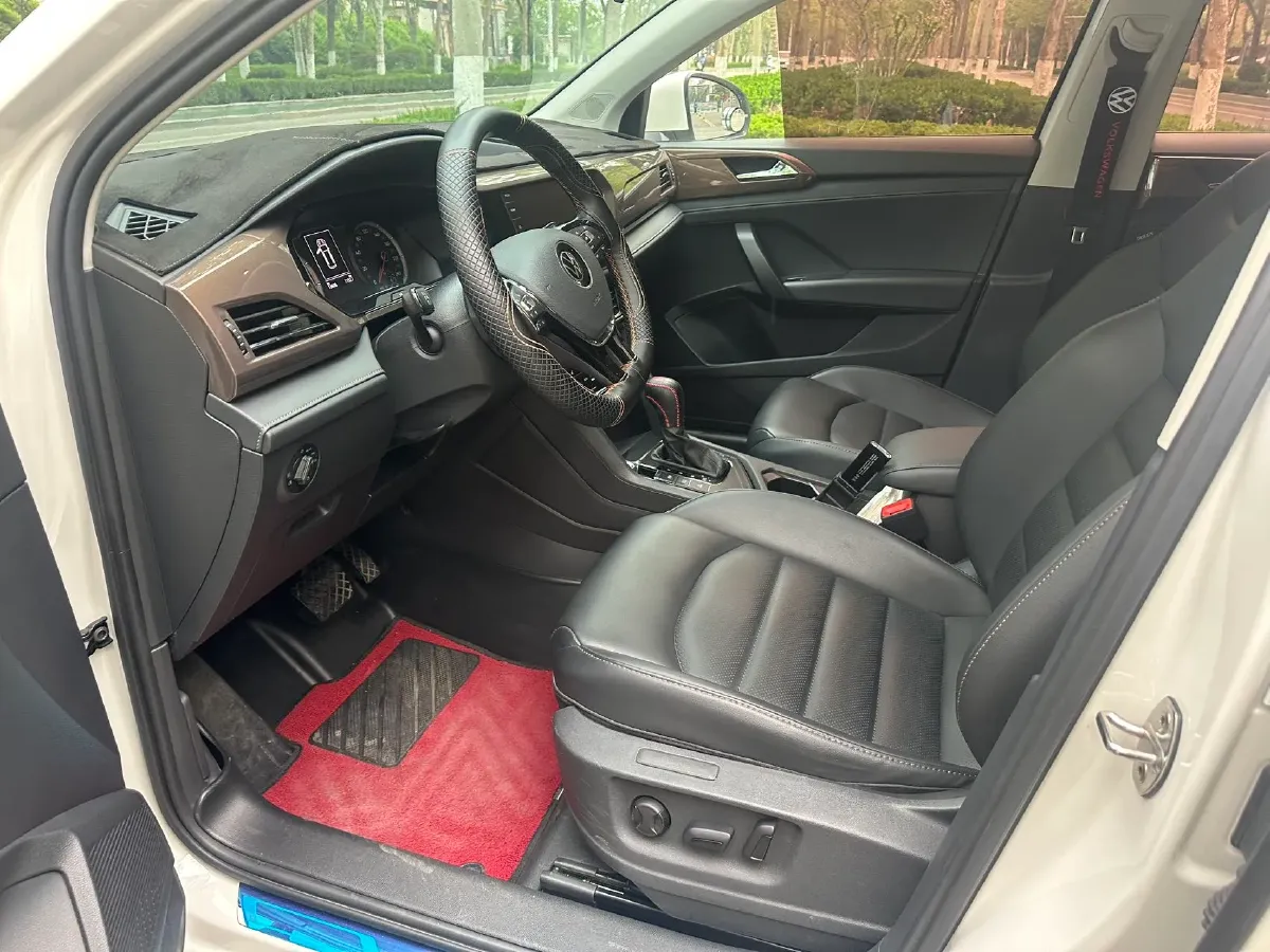 2021 Volkswagen Tharu 1.4T 150HP L4 7DCT,autocango,china used car exporter,china ev exporter,chinese used car exporter,chinese used ev exporter