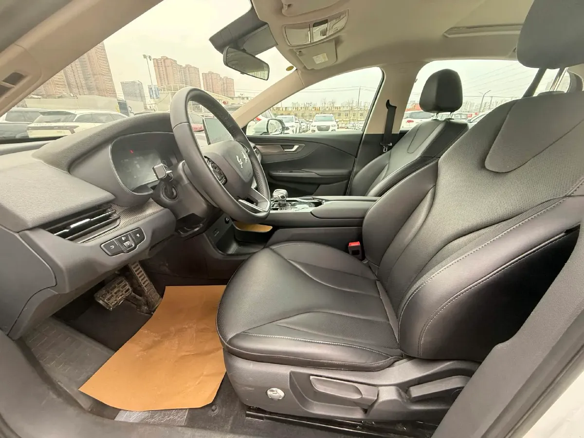 2022 HongQi E-QM5 BEV 54KWH,autocango,china used car exporter,china ev exporter,chinese used car exporter,chinese used ev exporter