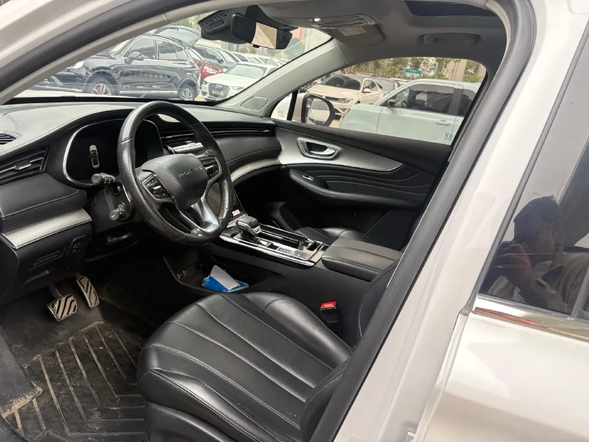 2019 Roewe RX5 MAX 1.5T 173HP L4 6AT,autocango,china used car exporter,china ev exporter,chinese used car exporter,chinese used ev exporter