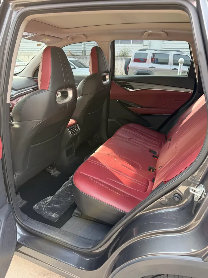 2022 ChangAn CS75 Plus 1.5T 178HP L4 6AT,autocango,china used car exporter,china ev exporter,chinese used car exporter,chinese used ev exporter