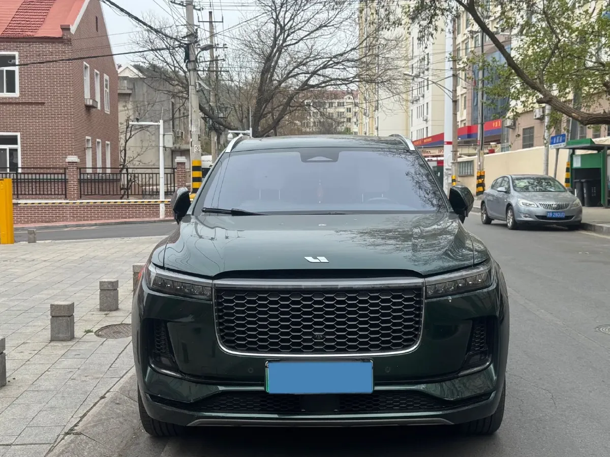 2021 Li ONE Range Extended 131HP REEV 40.5KWH,autocango,china used car exporter,china ev exporter,chinese used car exporter,chinese used ev exporter