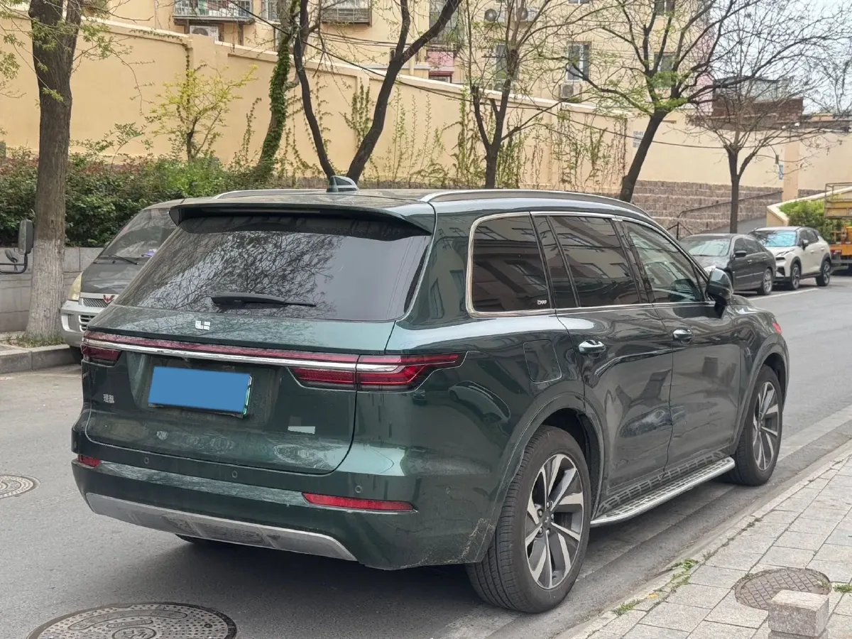 2021 Li ONE Range Extended 131HP REEV 40.5KWH,autocango,china used car exporter,china ev exporter,chinese used car exporter,chinese used ev exporter
