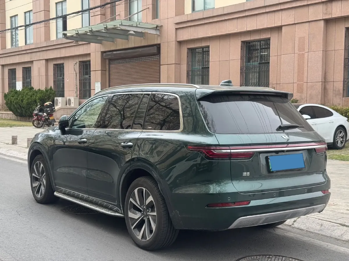 2021 Li ONE Range Extended 131HP REEV 40.5KWH,autocango,china used car exporter,china ev exporter,chinese used car exporter,chinese used ev exporter