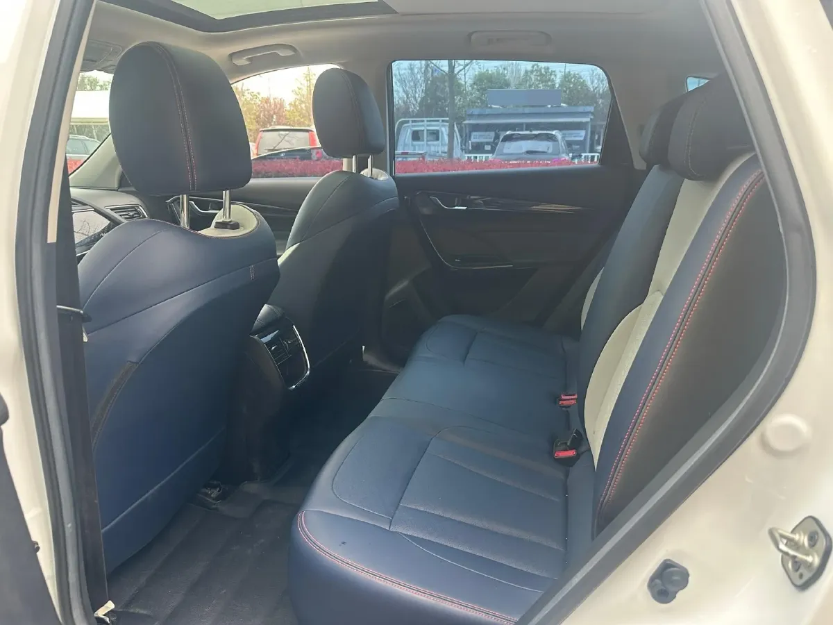 2017 Haval H9 2.0T 190HP L4 8AT,autocango,china used car exporter,china ev exporter,chinese used car exporter,chinese used ev exporter