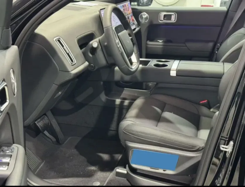 2024 Li L8 Range Extended 154HP REEV 52.3KWH,autocango,china used car exporter,china ev exporter,chinese used car exporter,chinese used ev exporter