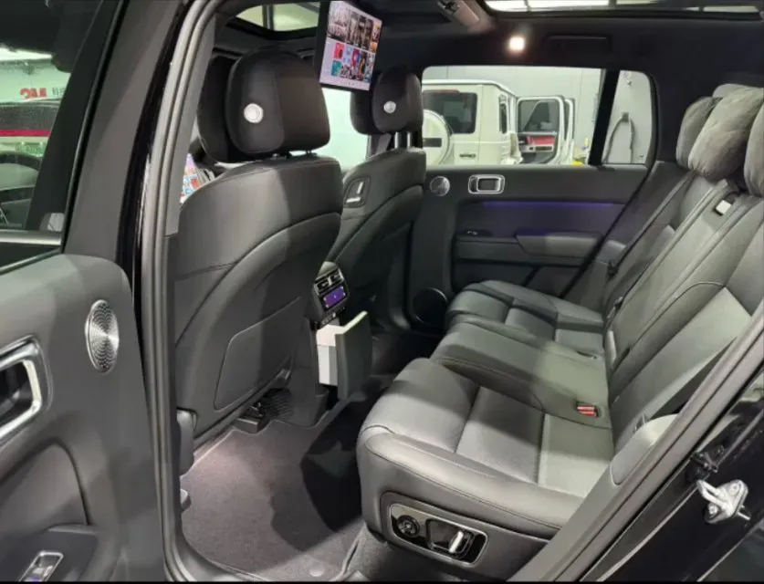 2024 Li L8 Range Extended 154HP REEV 52.3KWH,autocango,china used car exporter,china ev exporter,chinese used car exporter,chinese used ev exporter