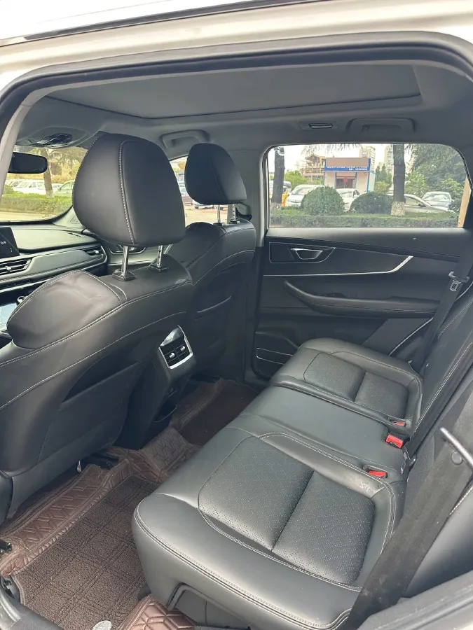 2020 Exceed LX 1.5T 156HP L4 CVT,autocango,china used car exporter,china ev exporter,chinese used car exporter,chinese used ev exporter