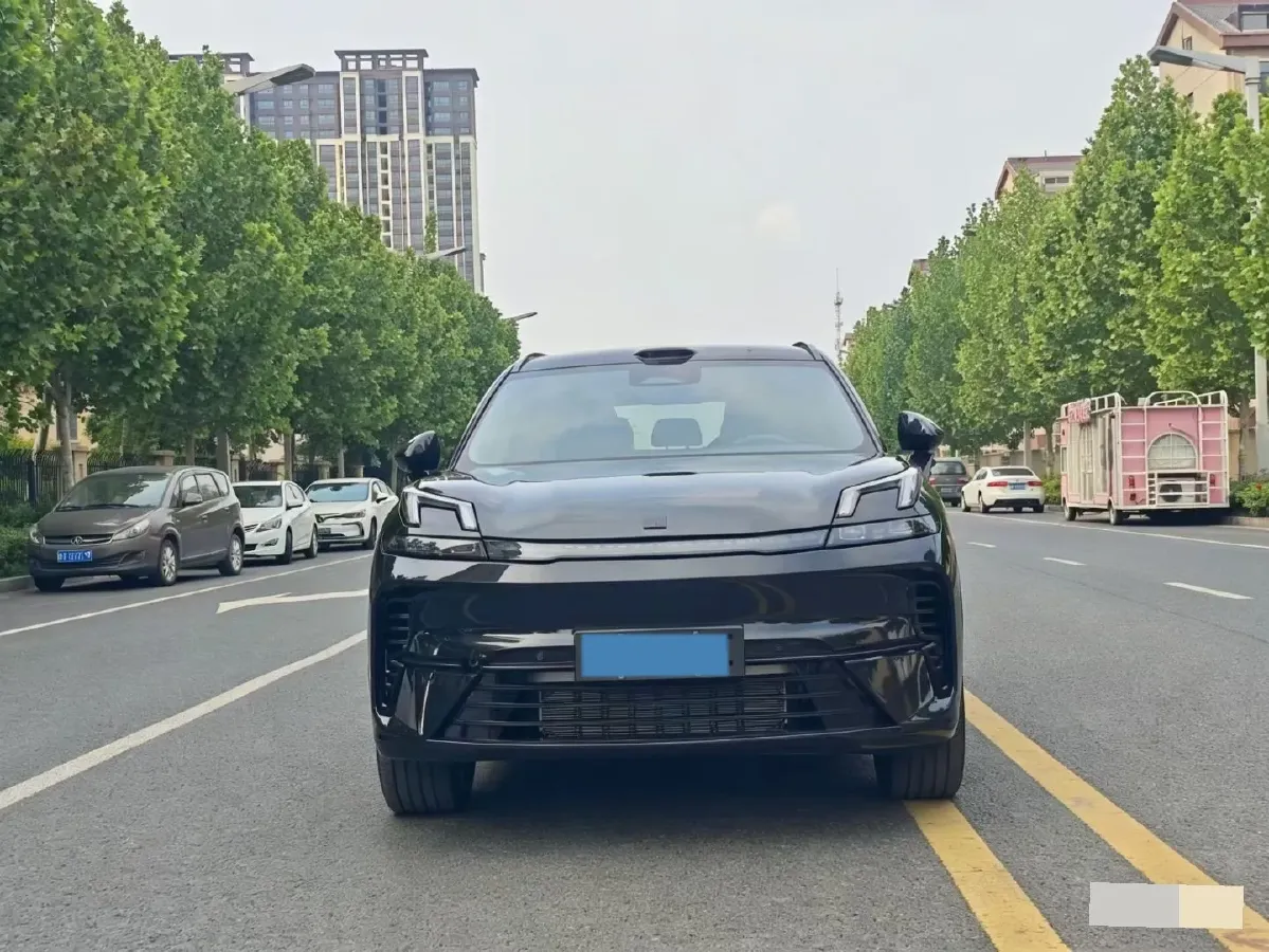 2026 LYNK&CO 08 EM-P 1.5T 163HP L4 3DHT PHEV,autocango,china used car exporter,china ev exporter,chinese used car exporter,chinese used ev exporter